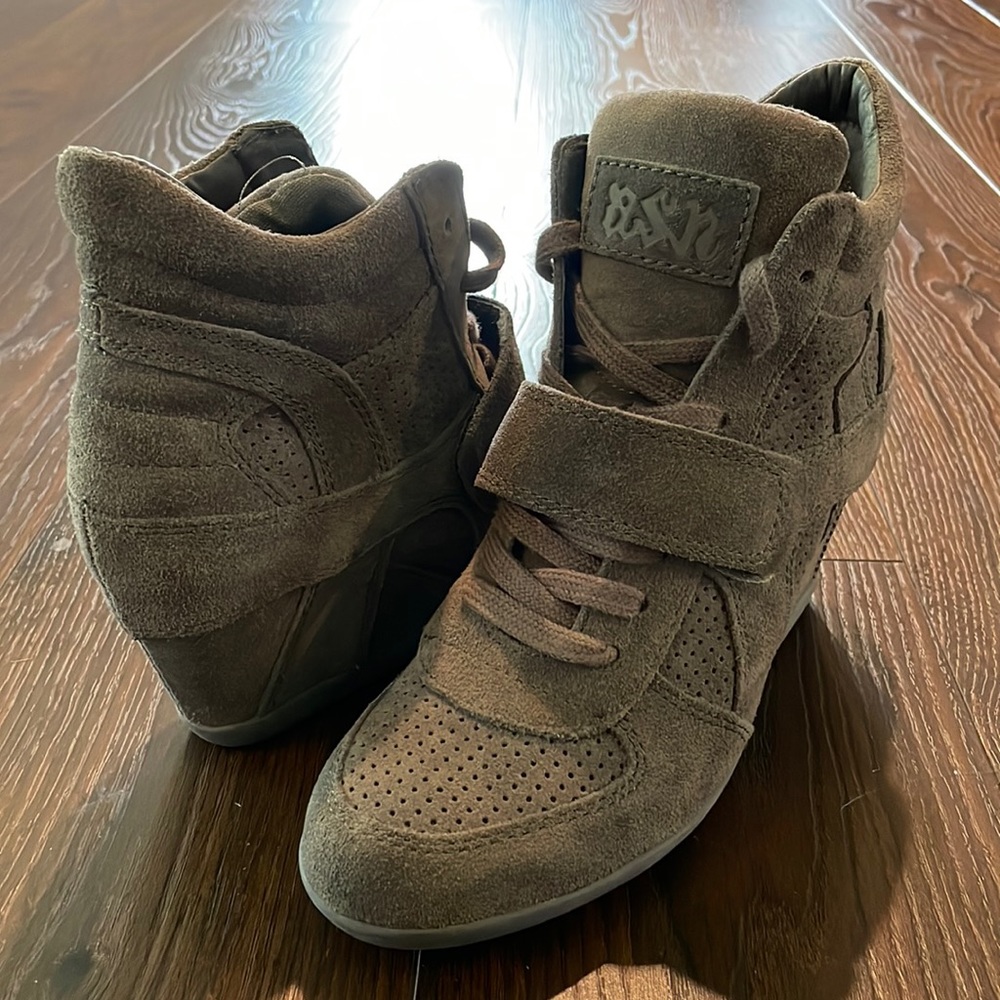 ASH Wedge Bootie, size 37